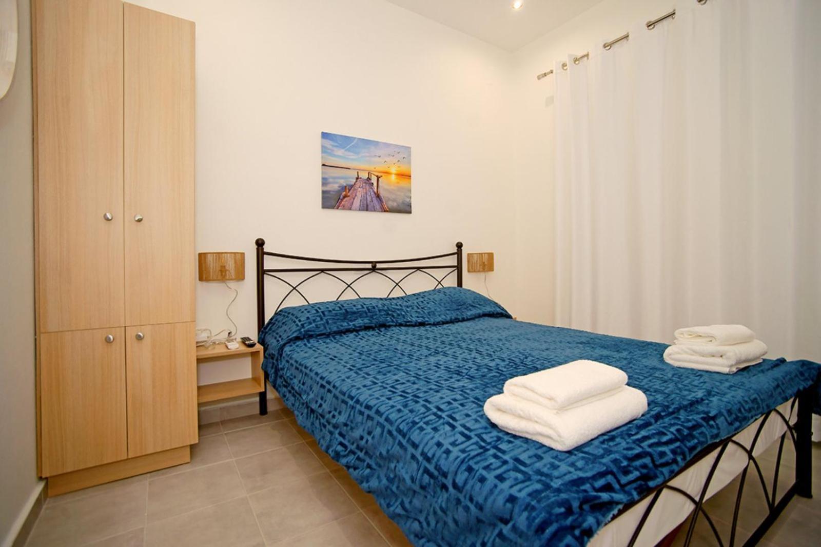 Karnagio Rooms คิปปาริสเซีย ภายนอก รูปภาพ
